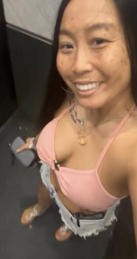 Emelh827 トップスター 写真