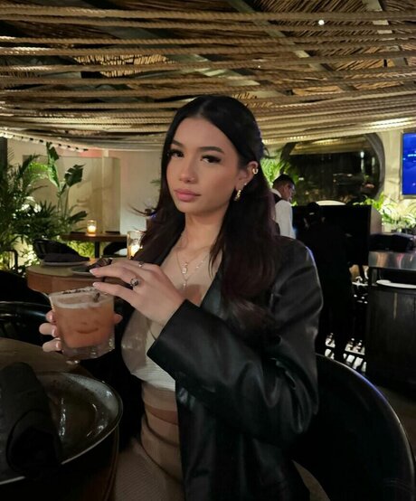 Kaylee Pereira HDポルノスター 写真