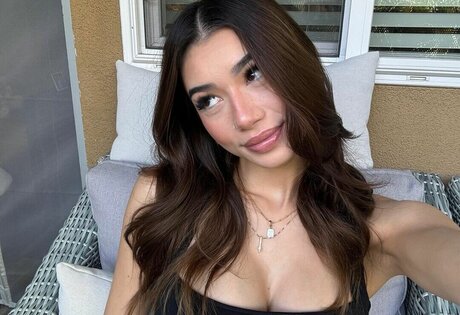 Kaylee Pereira ホットなスター 写真