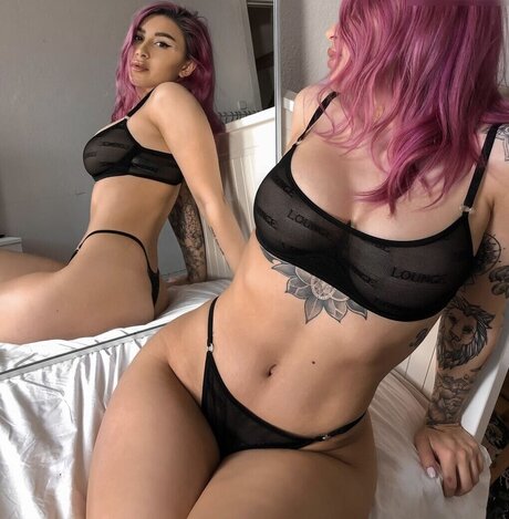 異人種間XXX オンリーファンズ アートポルノ 画像