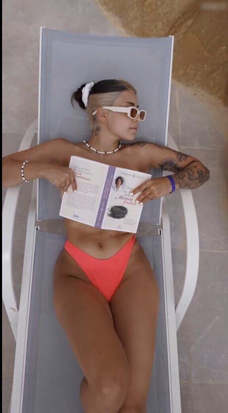 ブロンドのお尻オンリーファンズ HD 写真