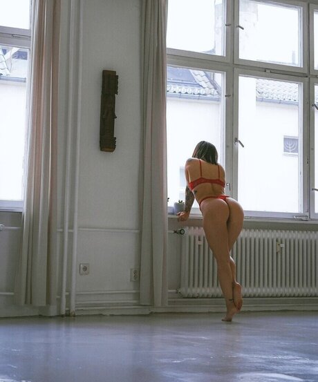 中出しプリンセスオンリーファンズ アートヌード アーカイブ