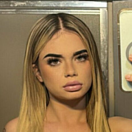 Sxevva HDポルノスター 画像