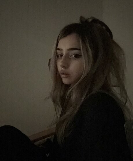 pavuk1 0 エロティックなスター 写真