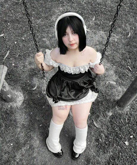 金髪オナニーオンリーファンズ 美しいヌード 写真