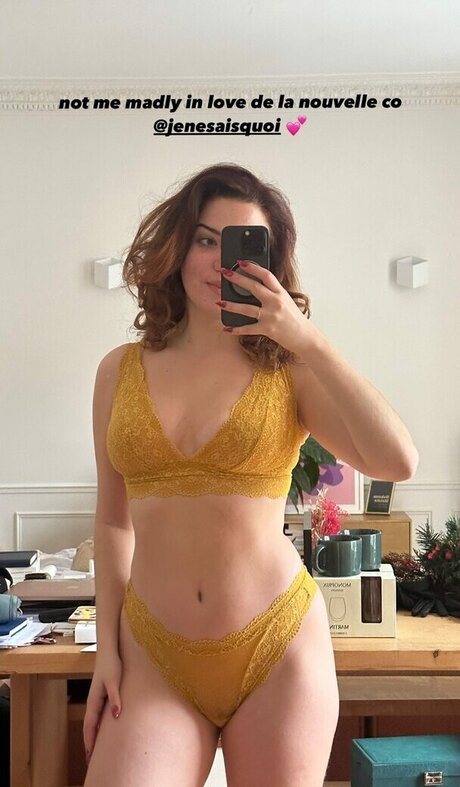 Louise Aubery セクシーモデル 写真