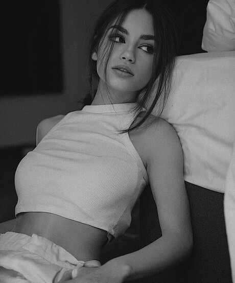 太った足のオンリーファンズ 無料裸 アーカイブ