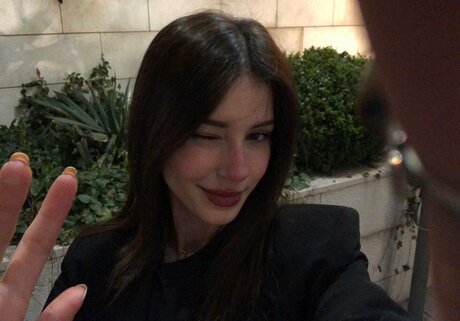 ヌード熟女オンリーファンズ アート裸 ギャラリー