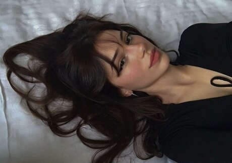 18ヌードオンリーファンズ 無料ポルノ 画像