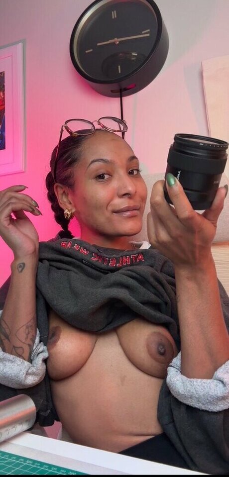 Leo London エロティックなポルノスター アーカイブ