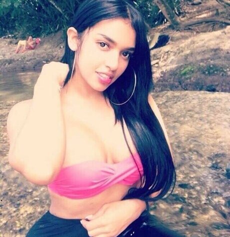 Yinett Baez ポルノスター パーフェクト 画像