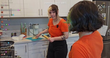 Helloneptune アダルトスター 写真