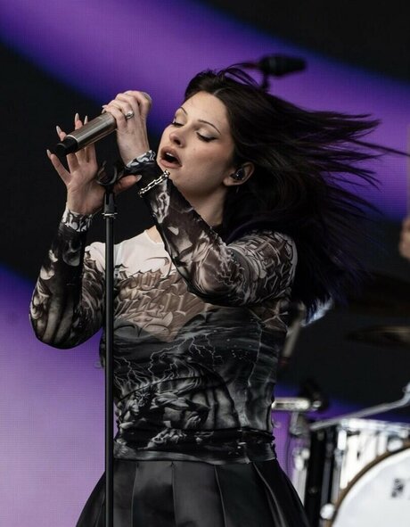 40歳のオンリーファンズ アートポルノ 画像