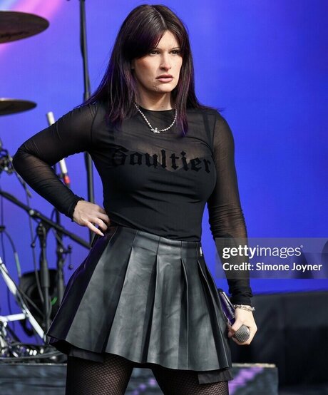 Courtney LaPlante 美しいモデル ギャラリー