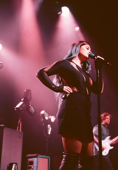 Courtney LaPlante トップモデル 写真