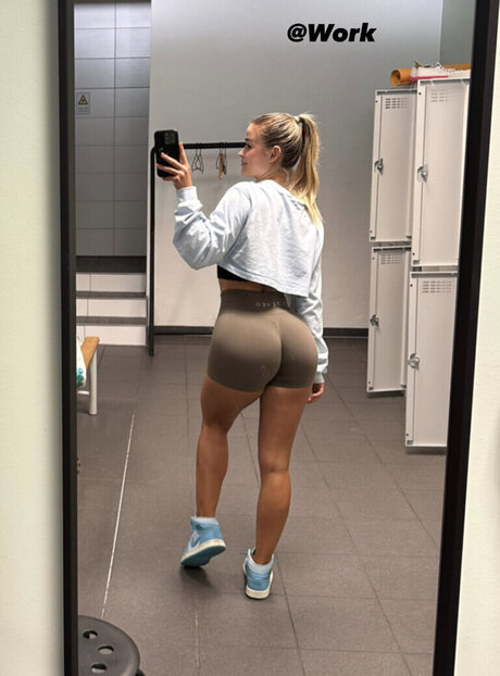 軍事オンリーファンズ ポルノグラフィック アーカイブ