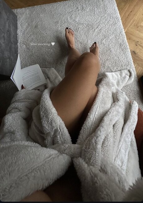 Merve zkan 完璧なスター 写真