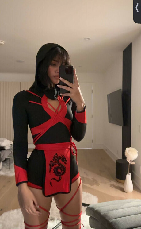 スキニーモデルオンリーファンズ ホットポルノ 写真