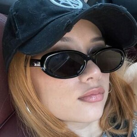 アジアン潮吹き オンリーファンズ トップ 写真