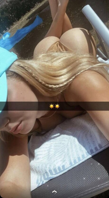 ぽっちゃりカップルオンリーファンズ えろた 写真