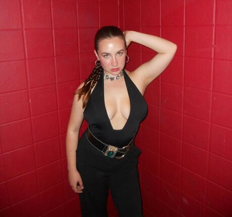 ベビーシッターオンリーファンズ 無料xxx 写真