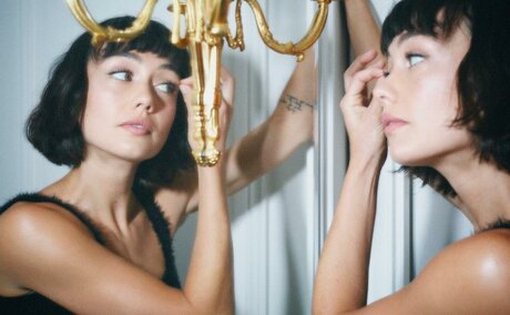 Sydney Chandler ポルノスター パーフェクト 写真