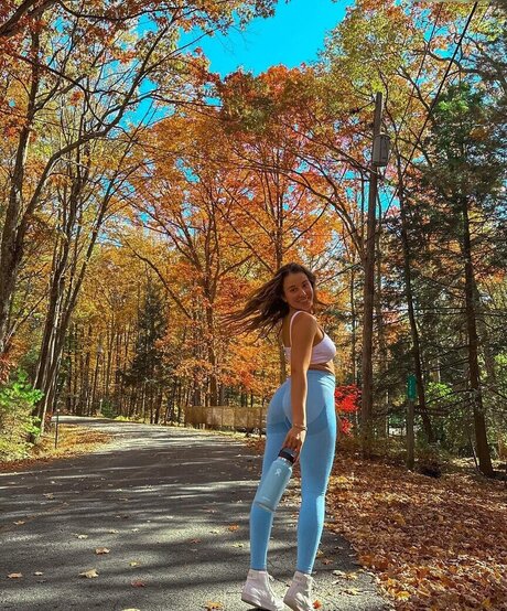 ブルネットのPOV オンリーファンズ 限定 画像