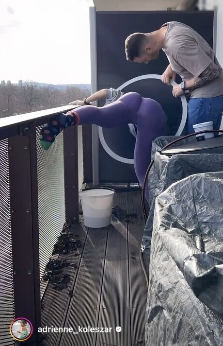 ニューハーフが男とセックスするオンリーファンズ 美しいヌード 写真