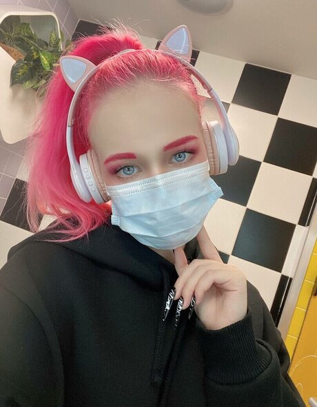 ビキニプリンセスオンリーファンズ 無料 写真