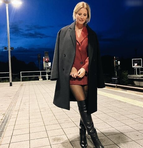 黒檀の熟女オンリーファンズ ポルノグラフィック ギャラリー