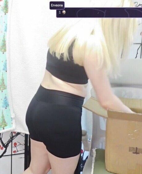 MegalodonVT アダルト女優 画像