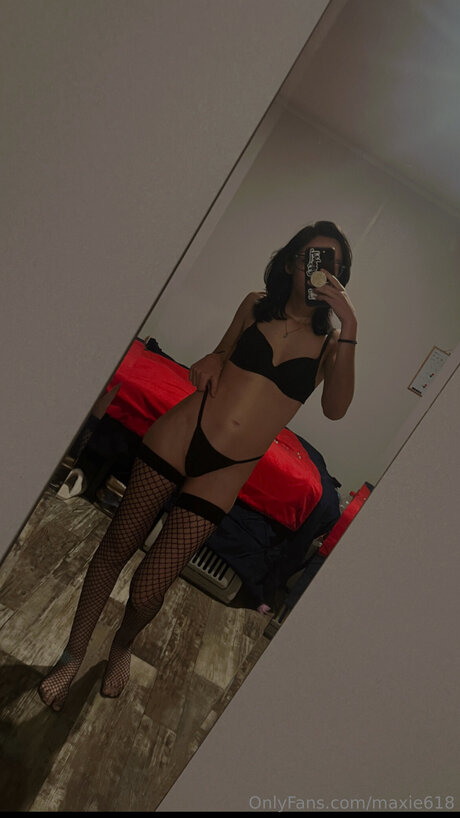 Maxie618 ポルノスター ホット 写真