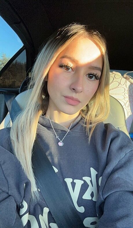 アナルを食べるオンリーファンズ セクシーヌード ギャラリー