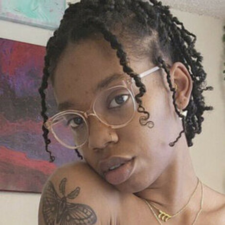 lilbby trixie アートモデル ギャラリー