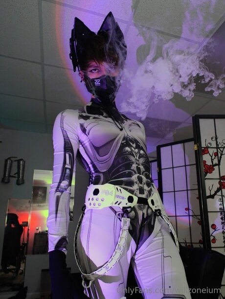 タトゥーオンリーファン アダルト無料 写真