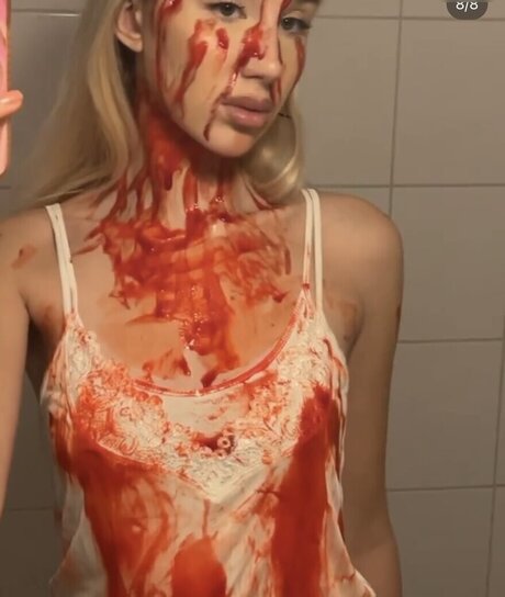 指マン 潮吹き オンリーファンズ 美しい裸 写真