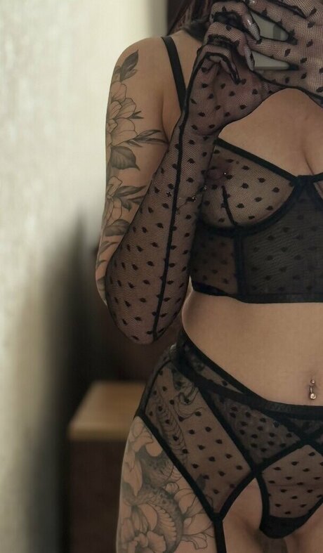 バニー無料オンリーファンズ 裸 画像