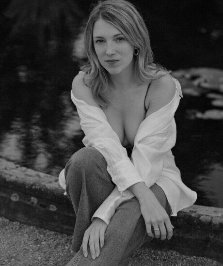 Iris Mareike Steen 可愛い女優 ギャラリー