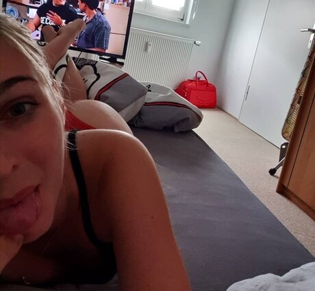 モンスターコックオンリーファンズ 無料ヌード アーカイブ