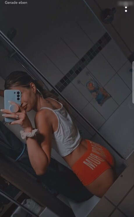 レズビアンマッサージオンリーファンズ ホットセクシー アーカイブ