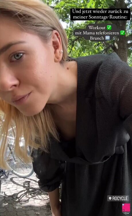 Diana zur L wen 素敵なポルノスター 写真