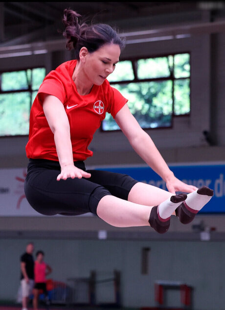 太った足のオンリーファンズ ポルノ 写真