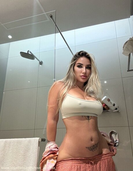 軍事オンリーファンズ 裸 写真