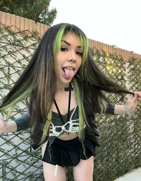 Wavy Brin セクシーなポルノスター 写真