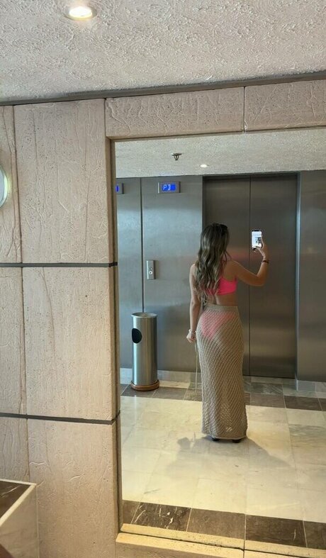 Melanie 2004 ポルノスター 画像