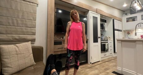 Shiny Cock Films 無料モデル アーカイブ