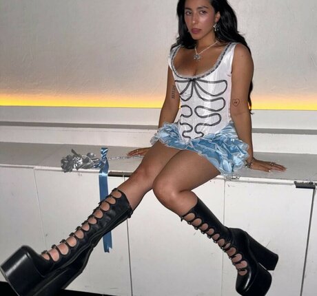 妻のアナルオンリーファンズ パーフェクト 写真