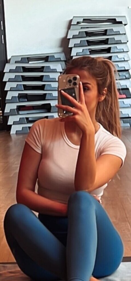 痴女妻オンリーファンズ アートポルノ ギャラリー