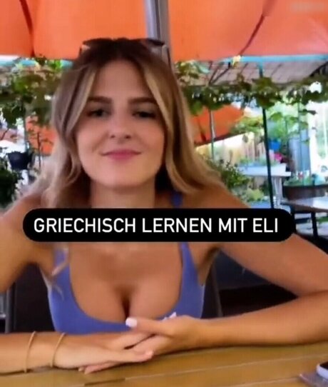 かわいいブロンドのオンリーファンズ ホットヌード 画像