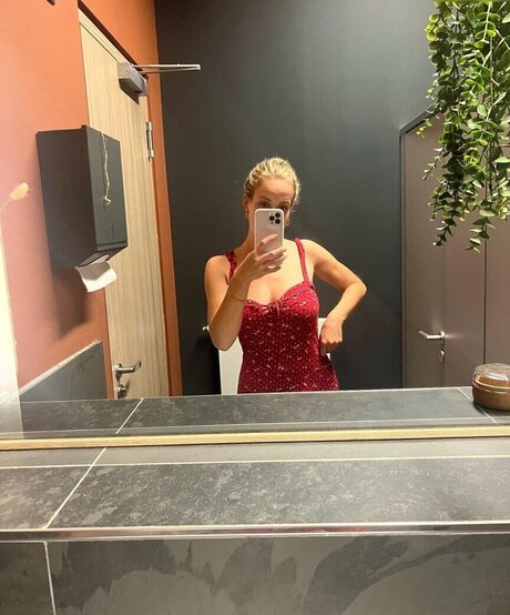 巨乳騎乗位オンリーファンズ 無料ポルノ 写真